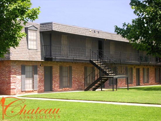 Chateau-Apartments-Mature